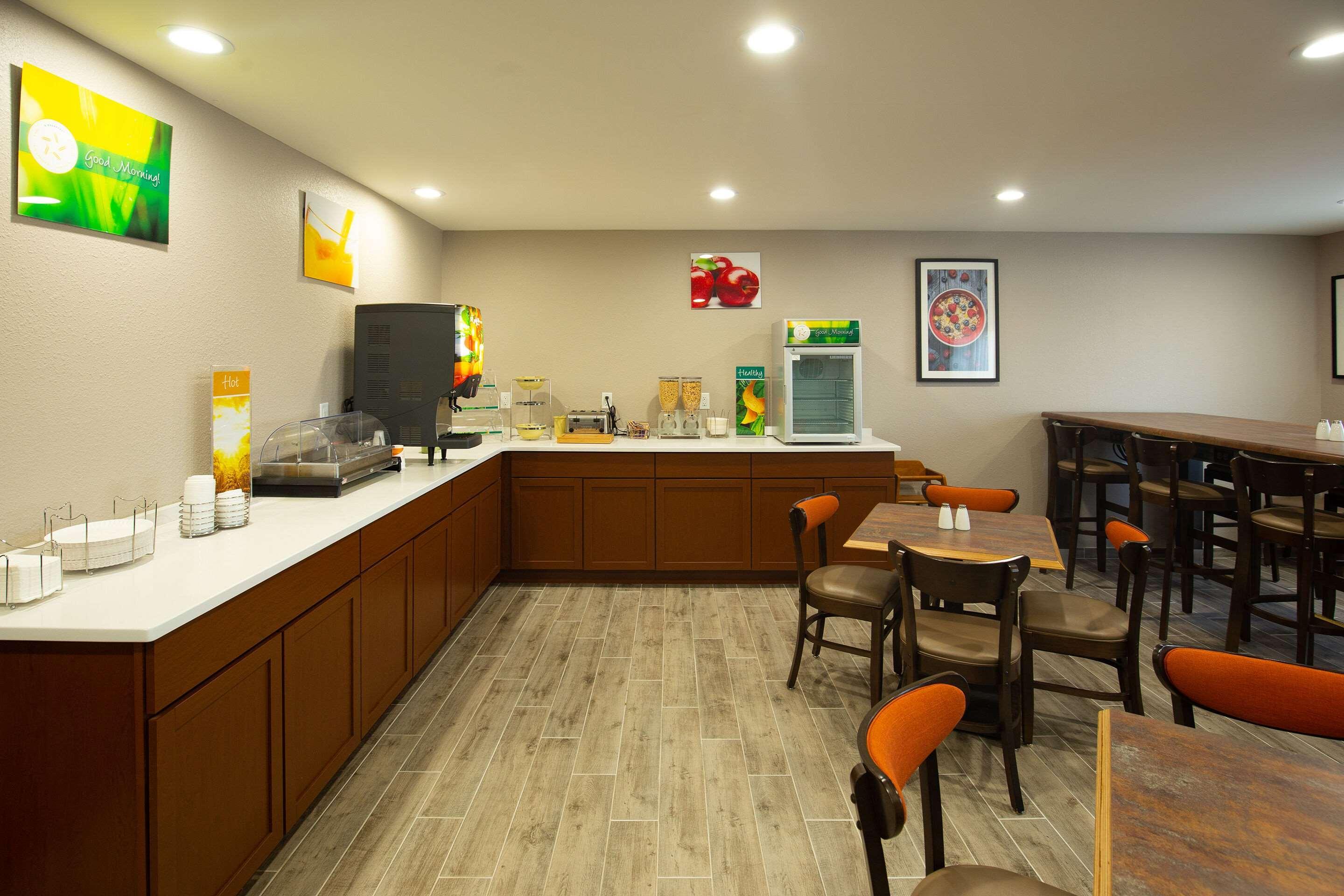 Quality Inn & Suites Hammond Near I-8090 Buitenkant foto