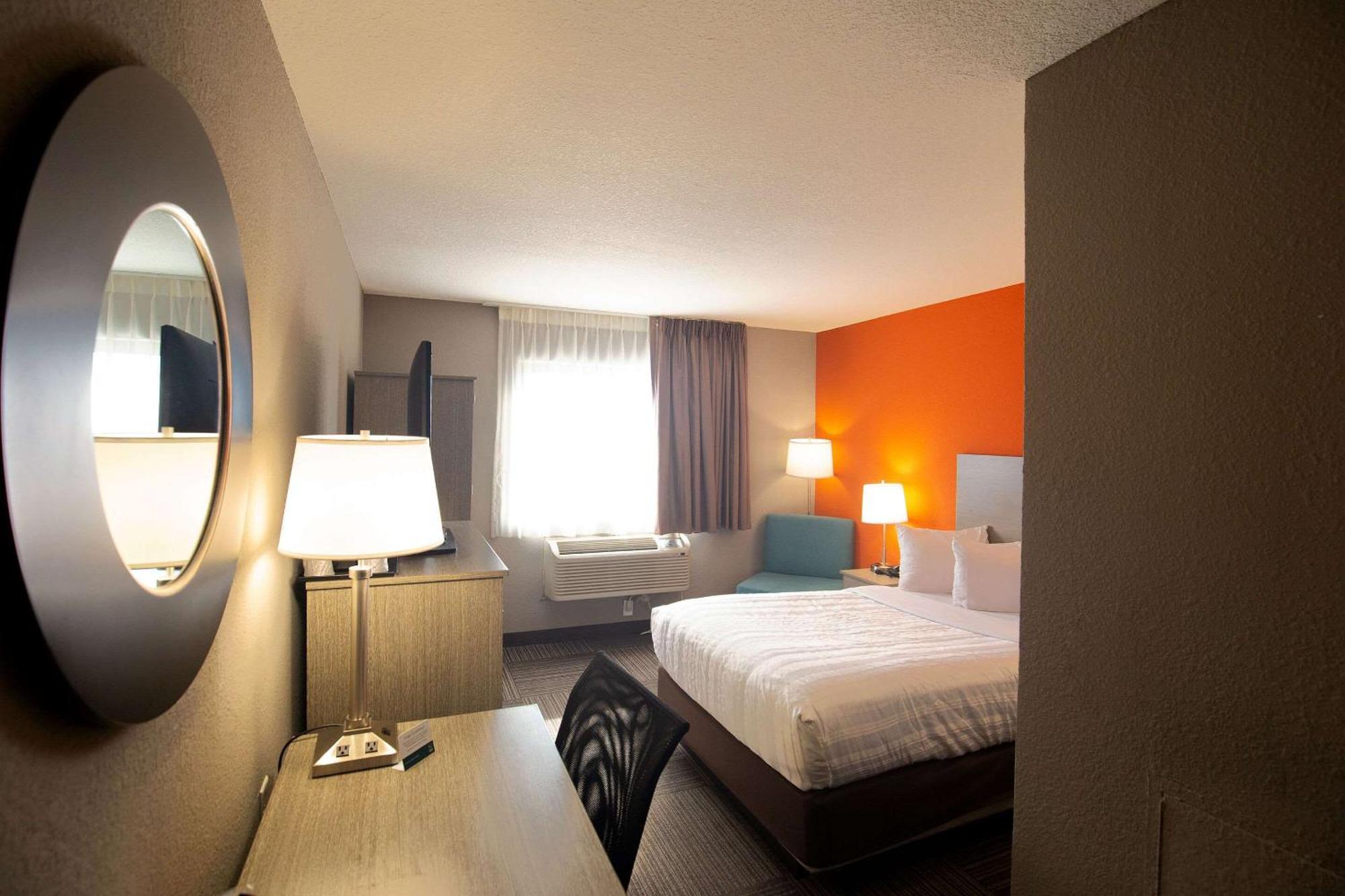 Quality Inn & Suites Hammond Near I-8090 Buitenkant foto