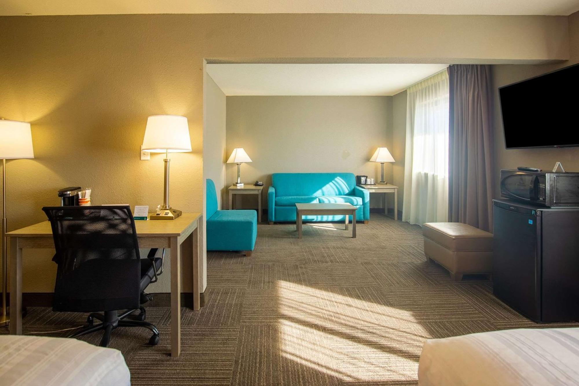 Quality Inn & Suites Hammond Near I-8090 Buitenkant foto